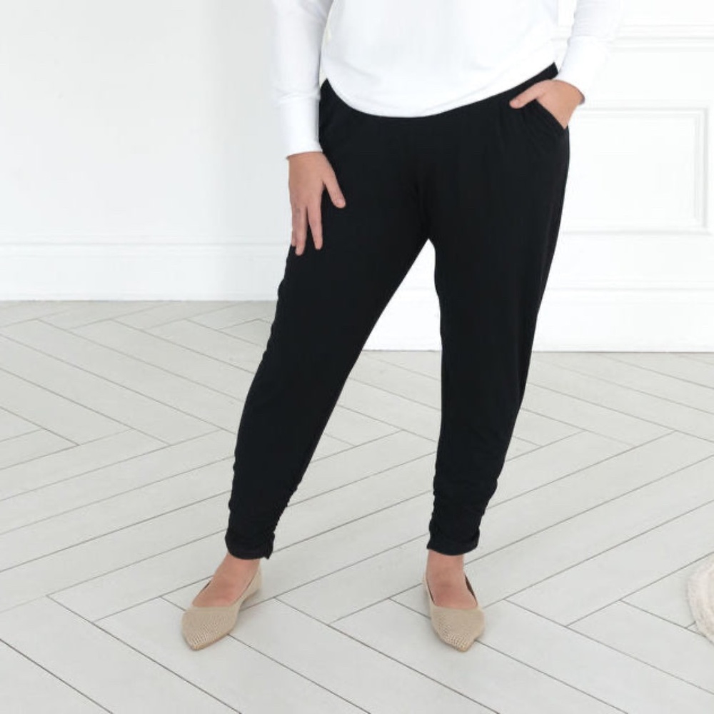 Encircled Dressy Sweatpants. XL TALL, Black